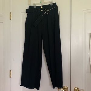 BDG wide legged pants size 28